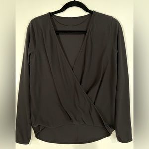 Lululemon Full Freedom Long Sleeve Top Size 6/8